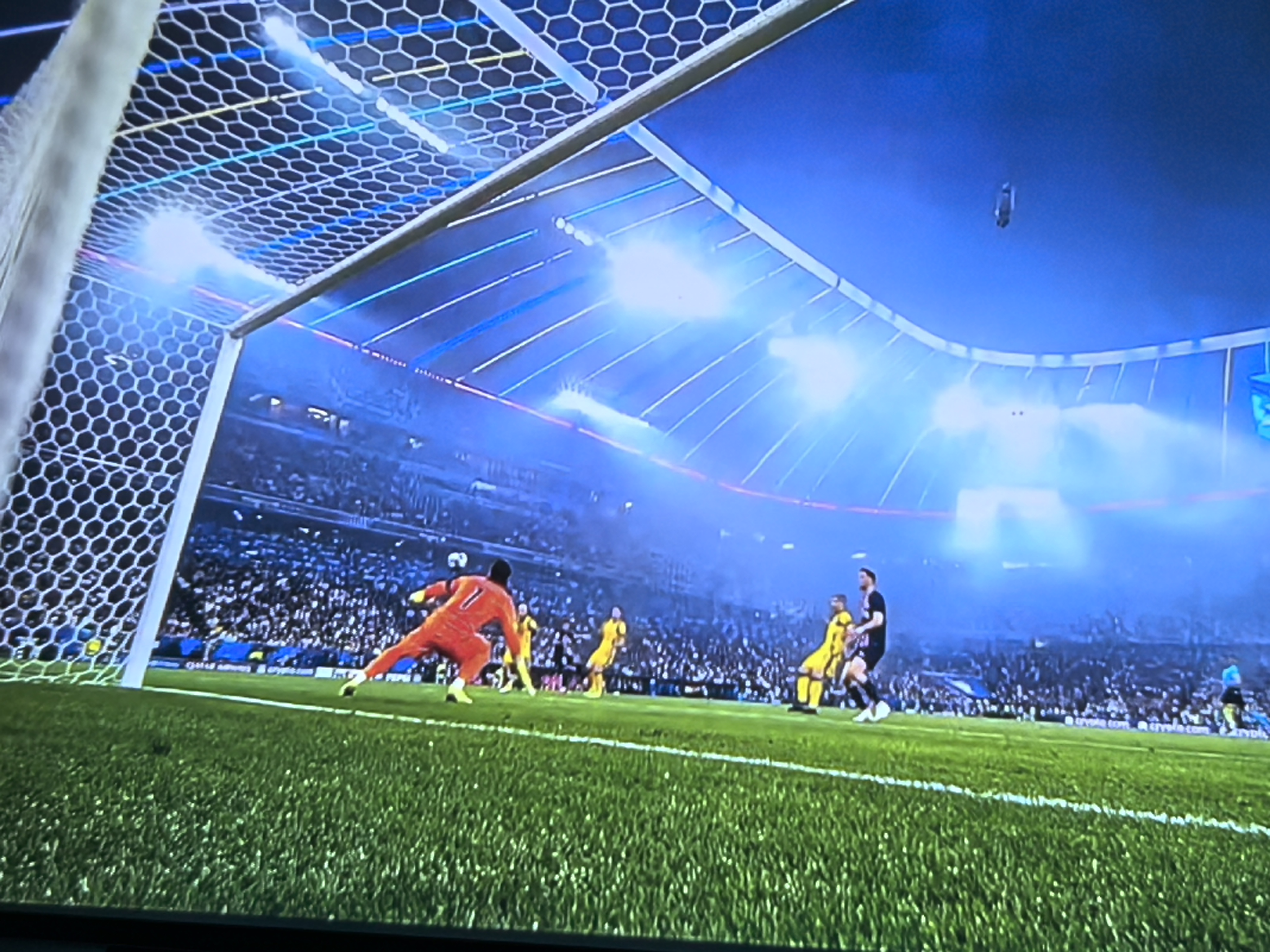 开云体育-关于冲刺阶段德甲传出新动向；巴黎圣日耳曼手感冰凉；管理层表态——引发热议；高层口径保持一致的信息